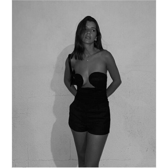 Welcome To The Love Club
Heart Top Black Size S/M NWT - Picture 8 of 12